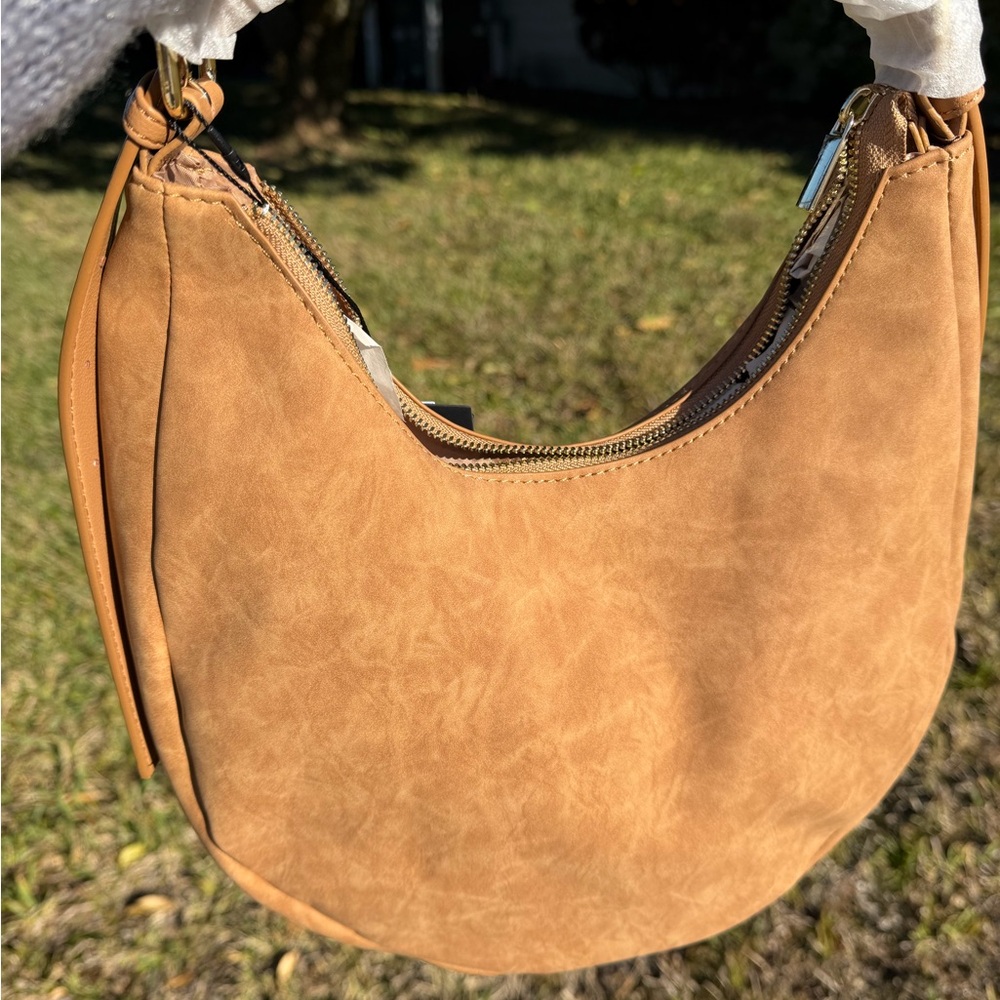 4th & RECKLESS Una Faux Suede Crescent Shoulder Bag - Picture 7 of 16